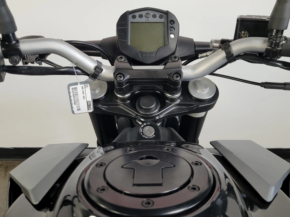 Ktm 200 Duke *0.99% Sur 60 Mois 2023 alt