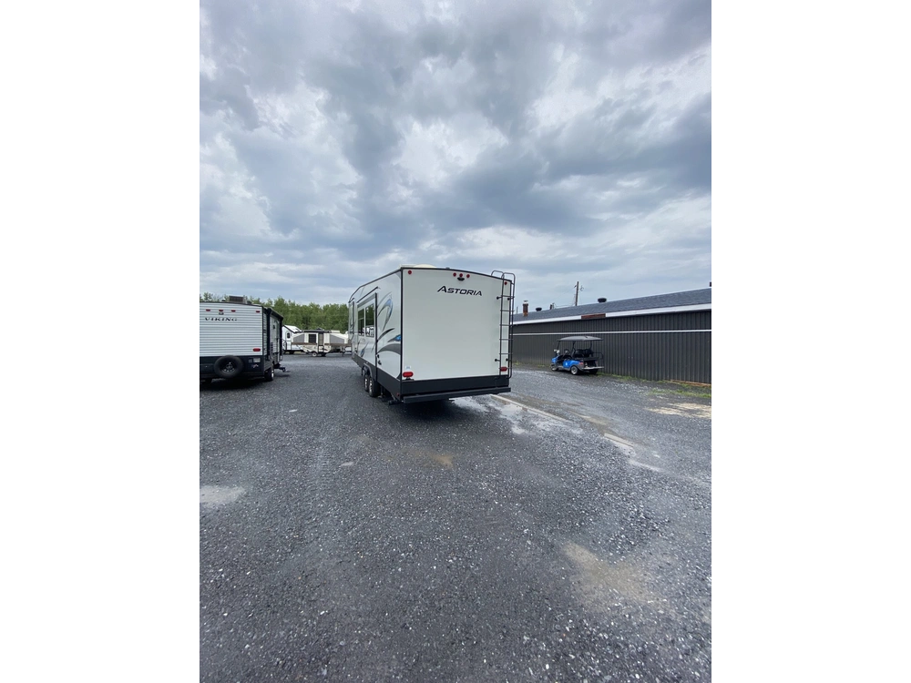 Dutchmen Astoria 3013bhf 2018 alt