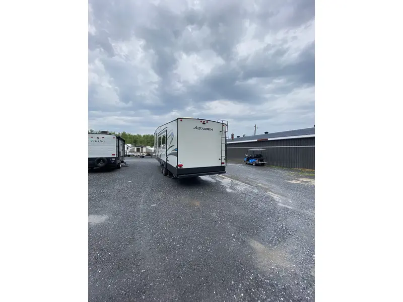 2018 Dutchmen Astoria 3013BHF thumbnail 4