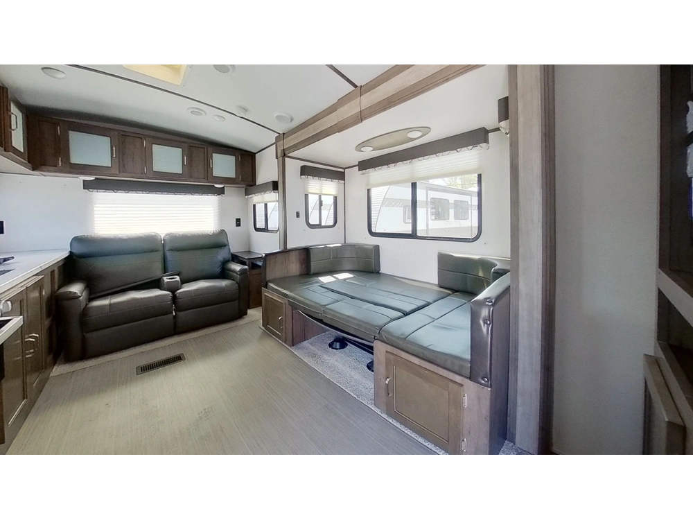 2020 Keystone Rv Passport Ultra-lite Gt Series 2521rl alt