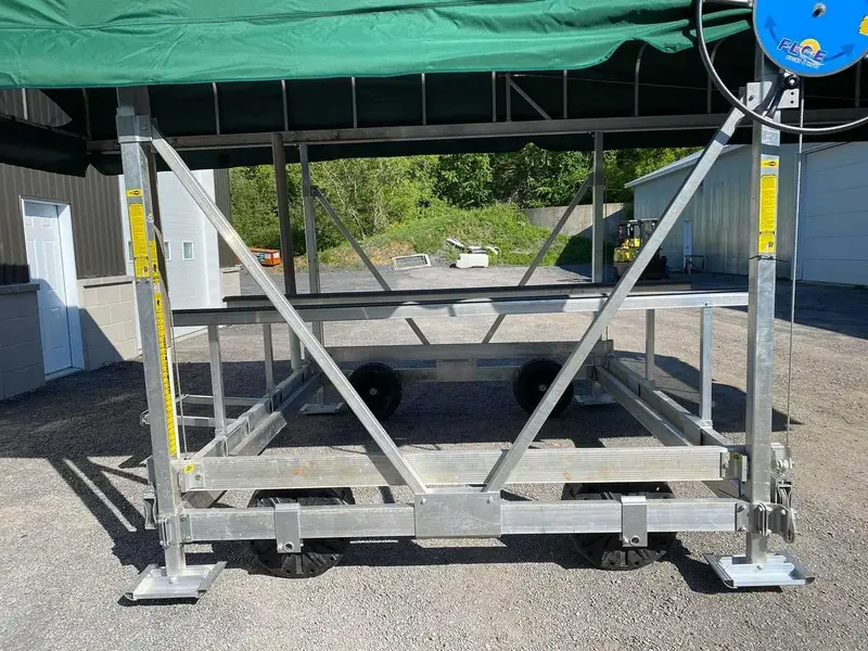 FLOE Élévateur à bateau en aluminium avec toit 2022