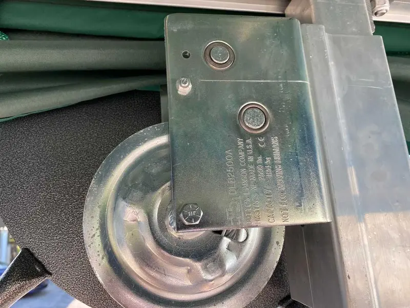 FLOE Élévateur à bateau en aluminium avec toit 2022