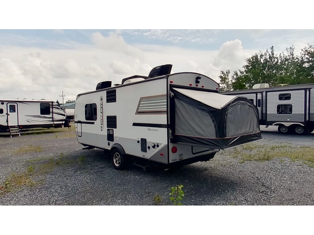 2018 Rockwood Geo-pro 17pr alt