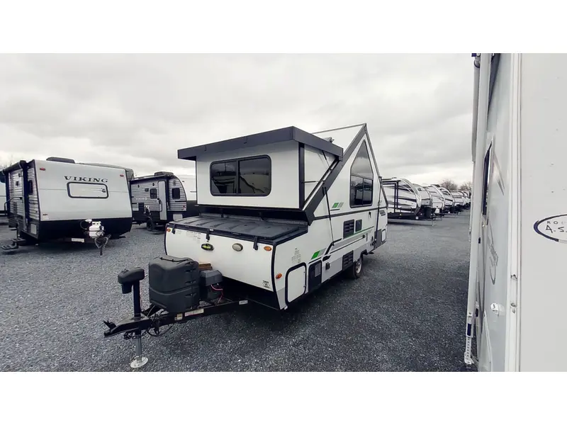 2020 Rockwood Premier 223A thumbnail 4