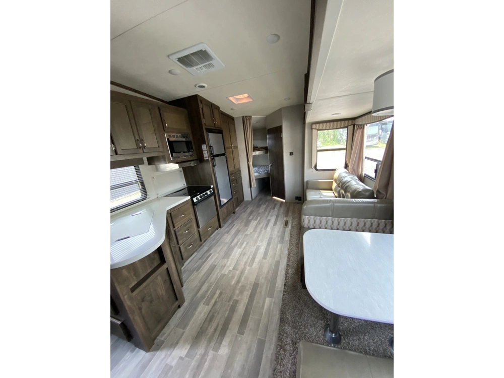 Dutchmen Astoria 3013bhf 2018 alt