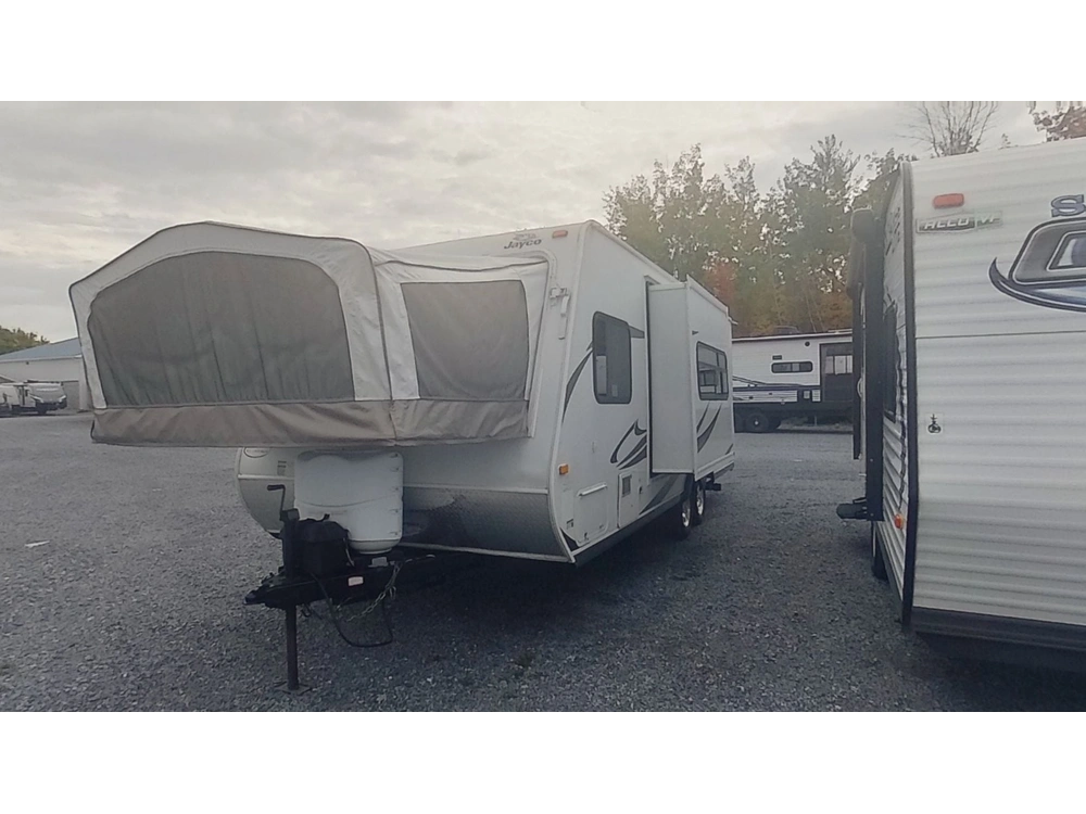 Jayco Jay Feather 23b 2011 alt