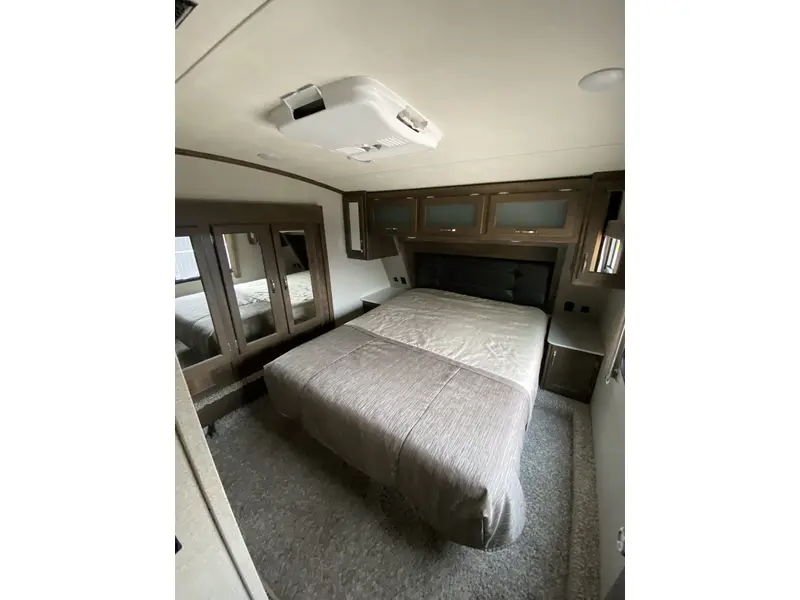 2018 Dutchmen Astoria 3013BHF thumbnail 8