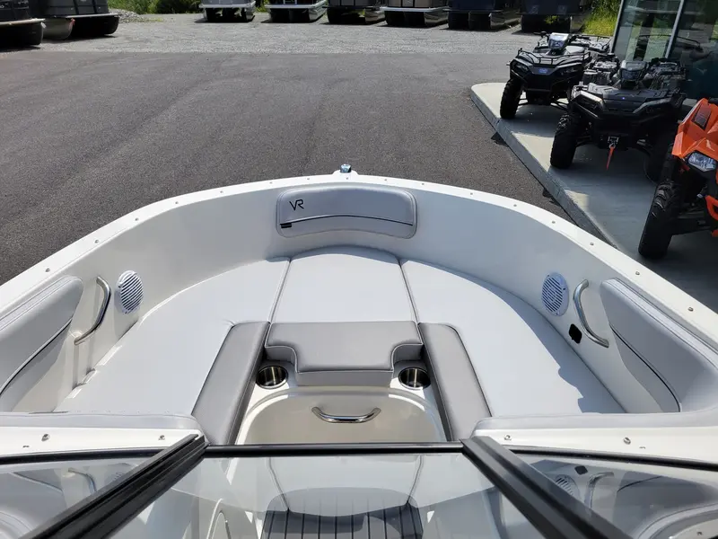 2023 Bayliner VR4