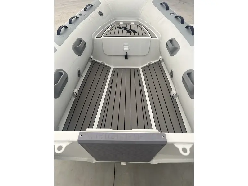 2022 Highfield CL260