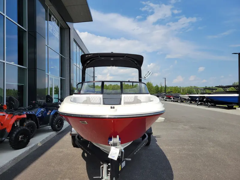2023 Bayliner VR4