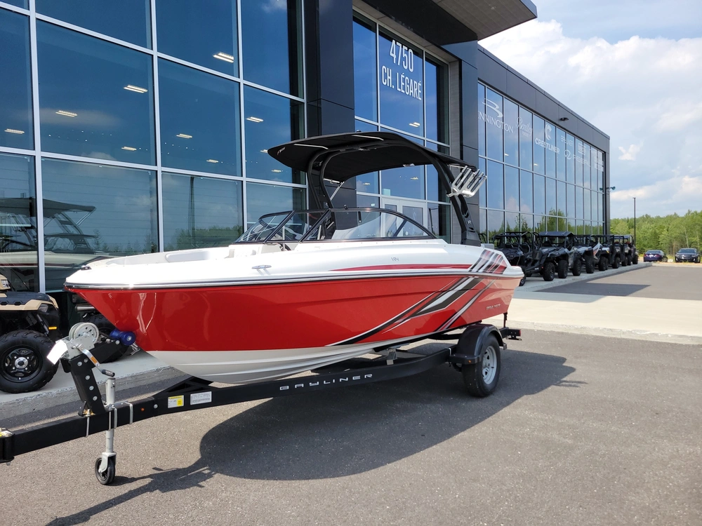 Bayliner Vr4 2023 alt