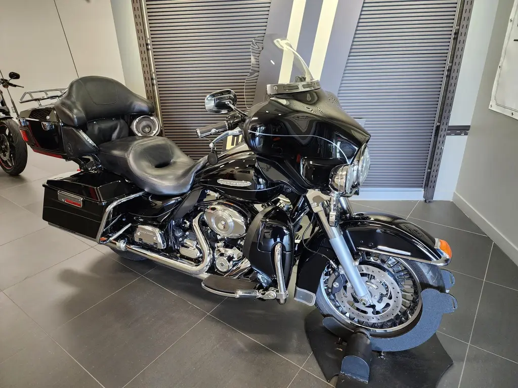 2012 Harley-Davidson® FLHTK - Electra Glide® Ultra Limited