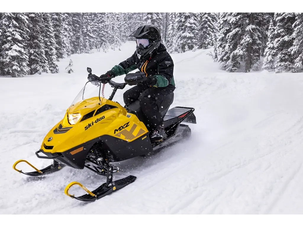 Ski-Doo MXZ 200 Snowmobile For Sale Online in Iqaluit Nunavut Canada