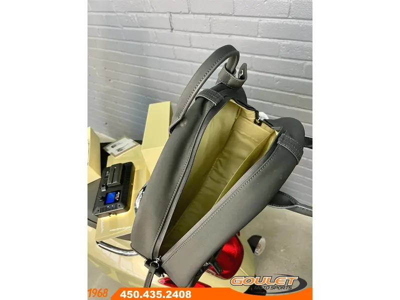 2021 Vespa Primavera 50 75th Anniversary *** LIQUIDATION FINALE ***