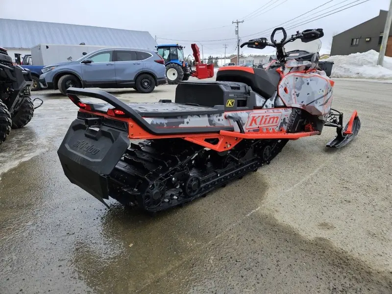 2021 Ski-Doo 850 expedition extreme