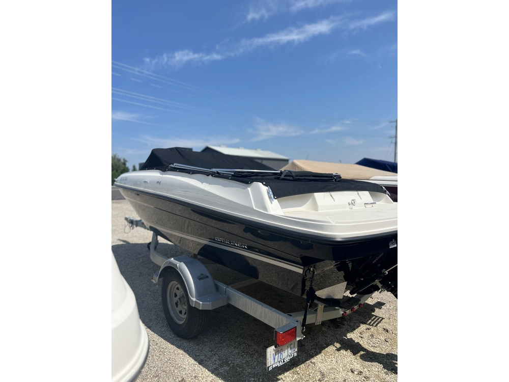 2021 Bayliner Vr4 All-in Pricing* alt