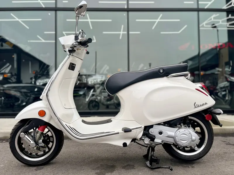 2020 Vespa Sprint 50 ***LIQUIDATION*** Bianco Innocente