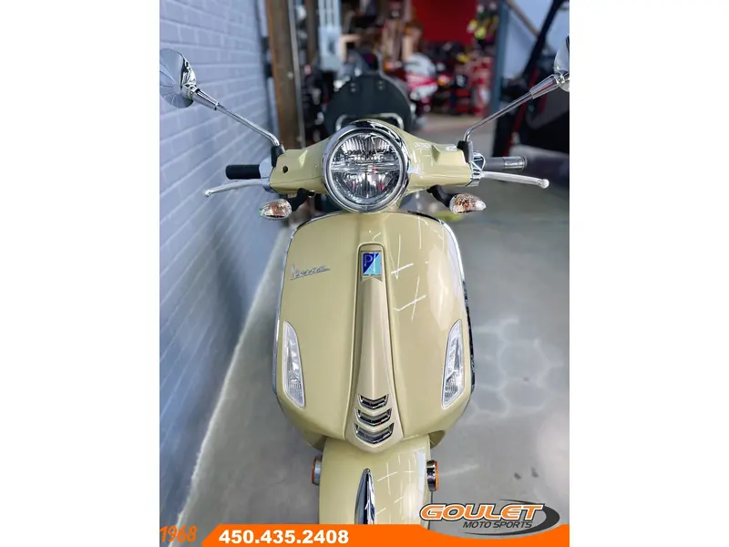 2021 Vespa Primavera 50 75th Anniversary *** LIQUIDATION FINALE ***