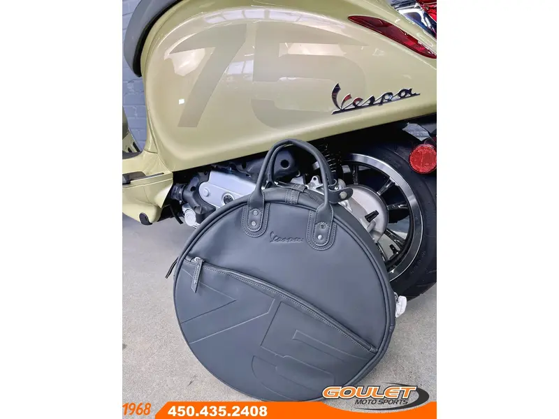 2021 Vespa Primavera 50 75th Anniversary *** LIQUIDATION FINALE ***
