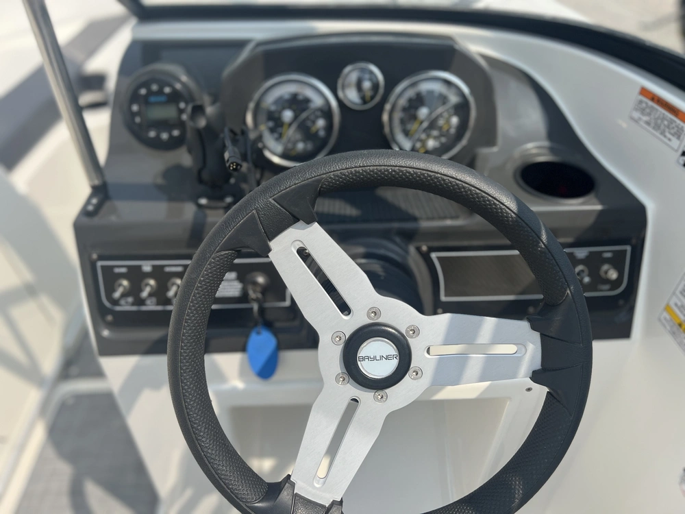 2021 Bayliner Vr4 All-in Pricing* alt