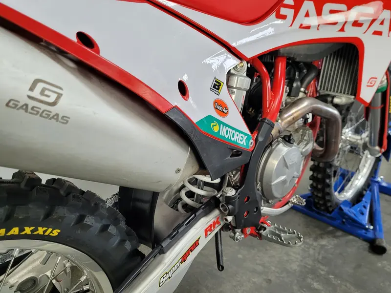 2023 GASGAS MC 450 thumbnail 7