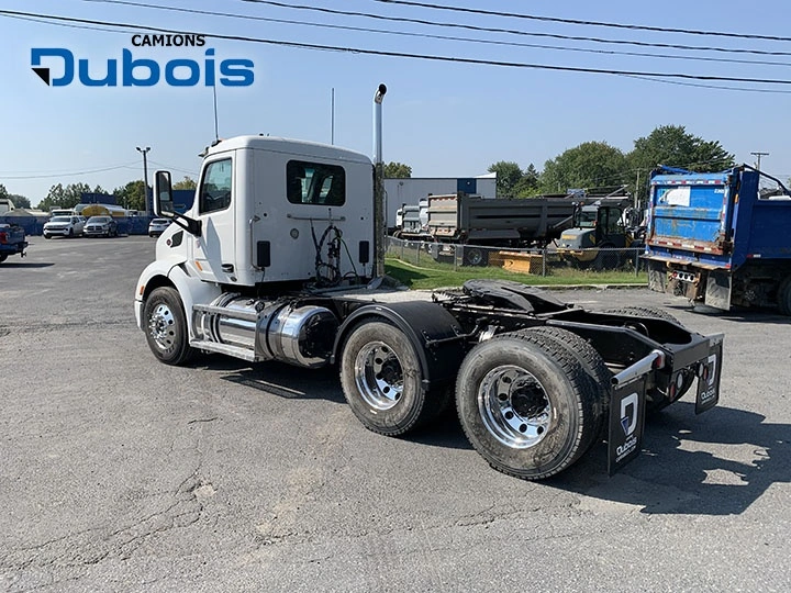 2017 Peterbilt 579 alt