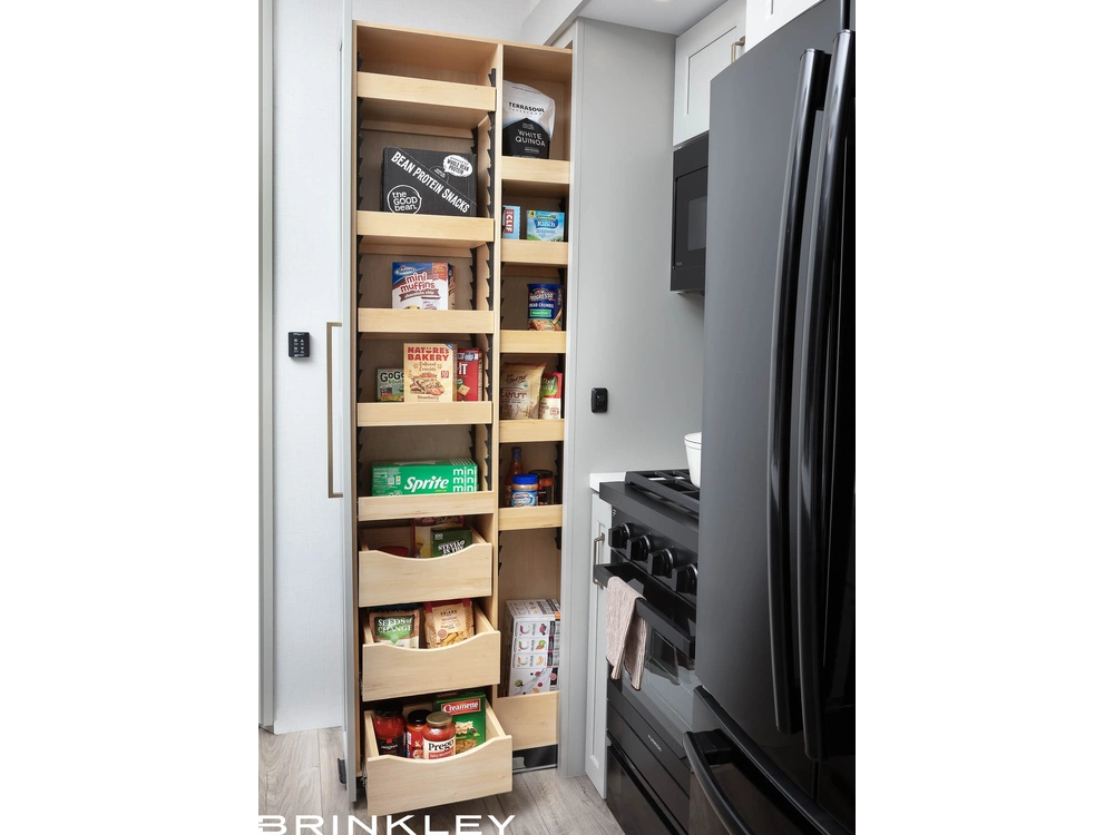Brinkley Rv G 3500 2026 alt