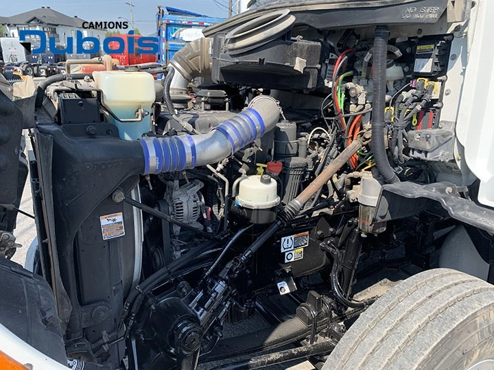 2017 Peterbilt 579 alt