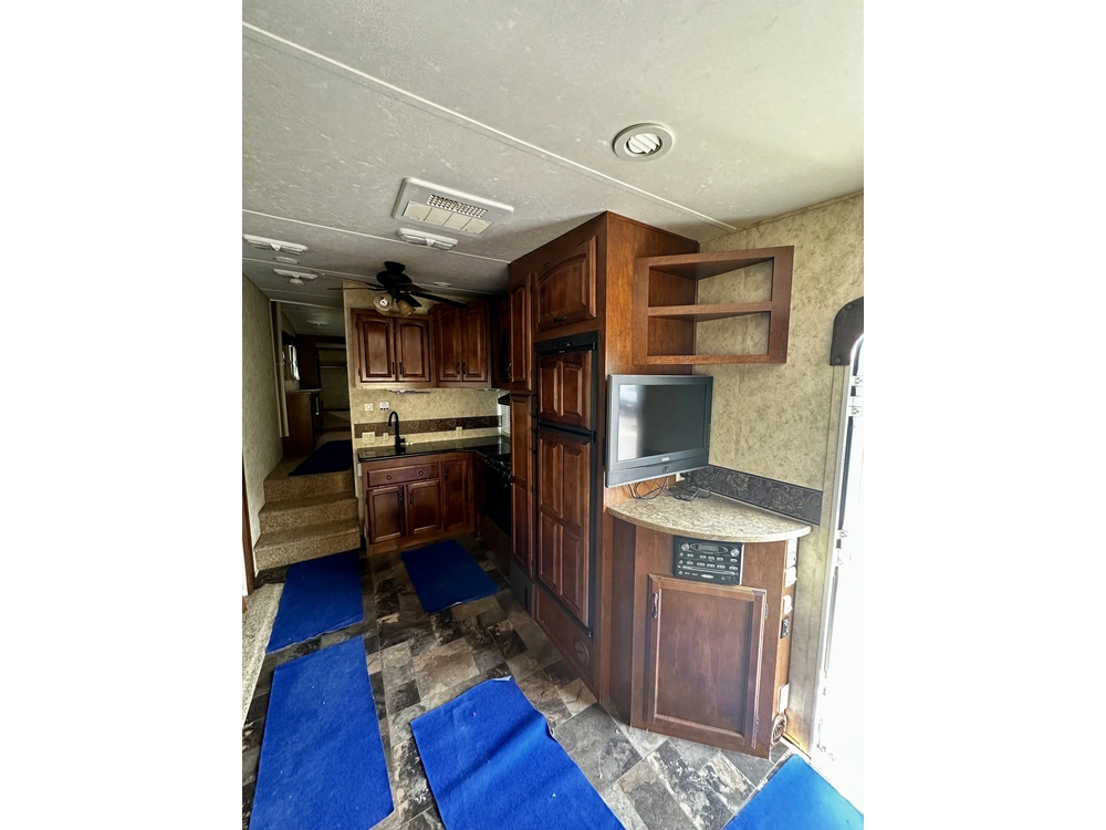 Coachmen Chaparral 278rlds 2012 alt