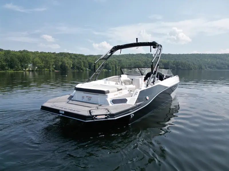 2023 Starcraft SVX 230 IO