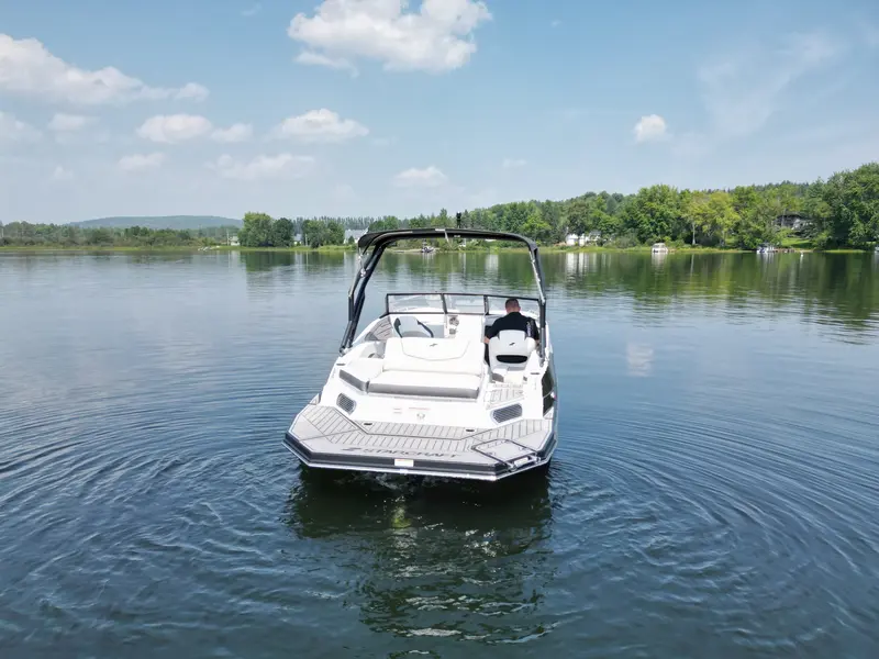 2023 Starcraft SVX 230 IO