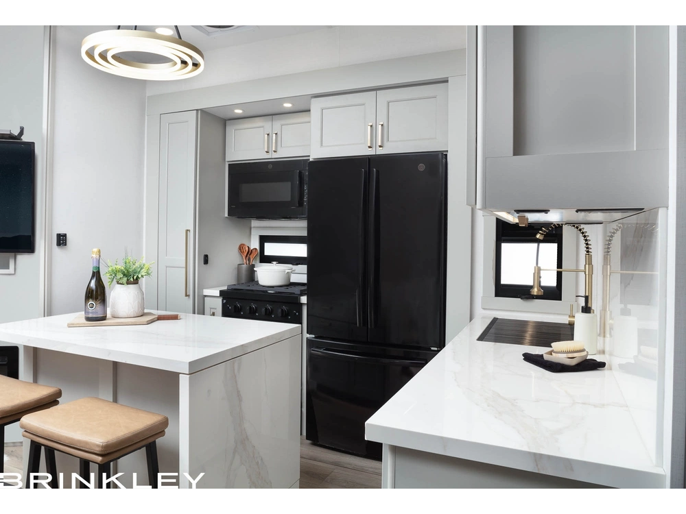 Brinkley Rv G 3500 2026 alt