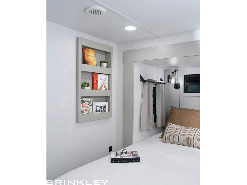 Brinkley Rv G 3500 2026 alt