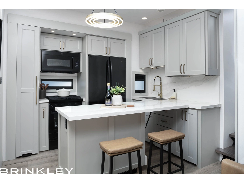 Brinkley Rv G 3500 2026 alt