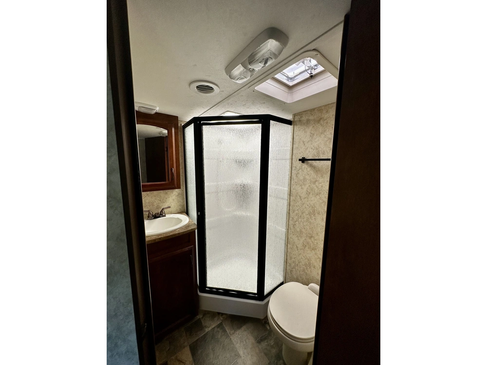 Coachmen Chaparral 278rlds 2012 alt
