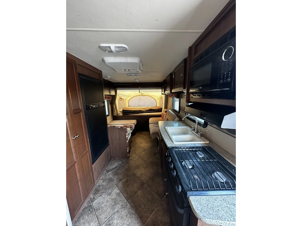 Dutchmen Kodiak 186e 2015 alt