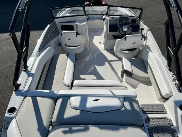 2023 Starcraft SVX 230 IO