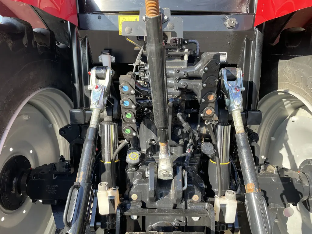 2020 Case IH Maxxum 115