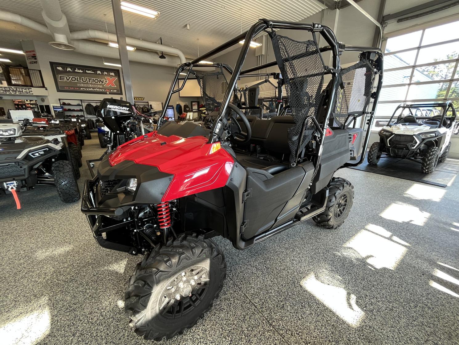 Honda pioneer 700 deluxe ps 4 places 2024 - QUATRE-PASSAGERS