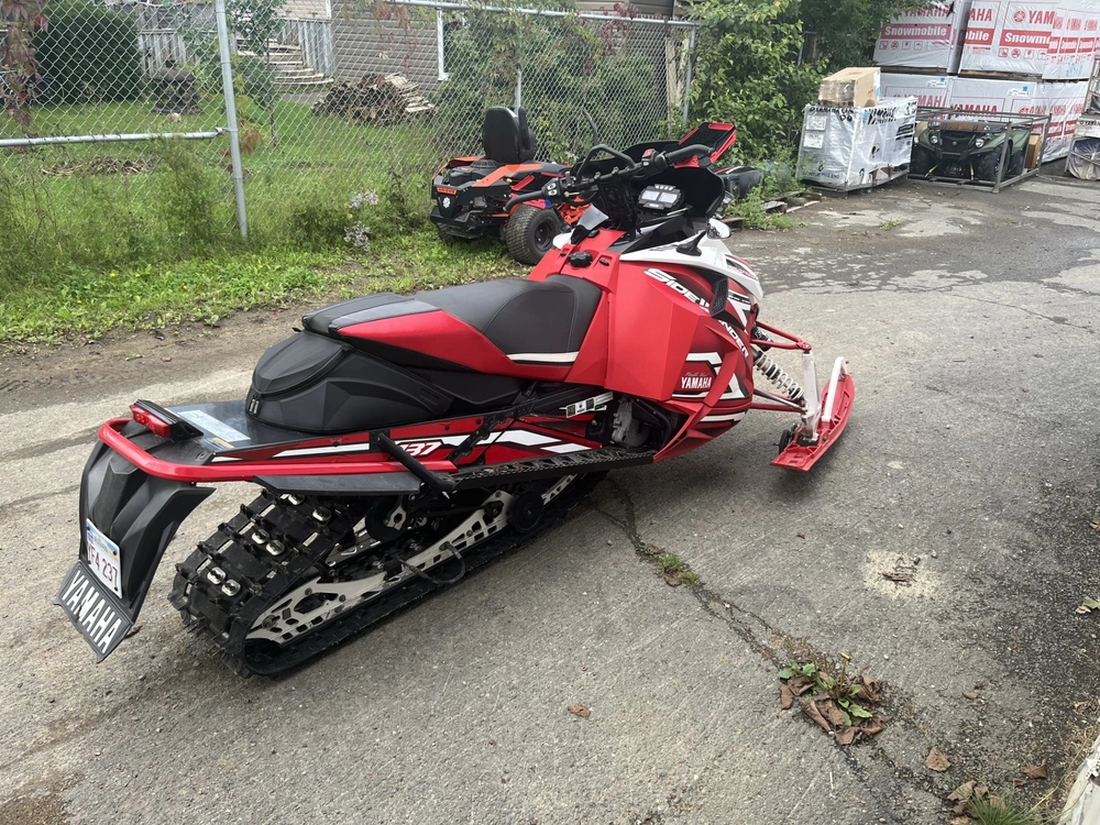 2017 Yamaha Sw10xl37hr Sidewibder alt