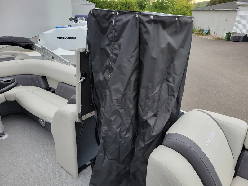 2023 Sylvan Mirage Cruise 8522