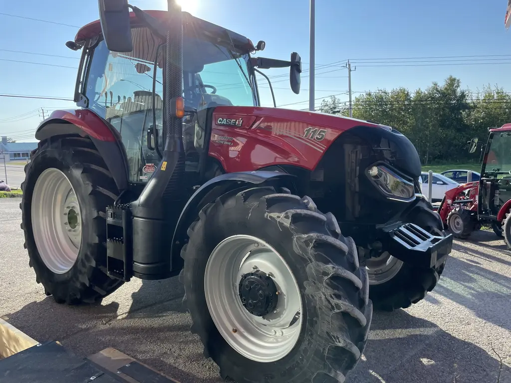 2020 Case IH Maxxum 115