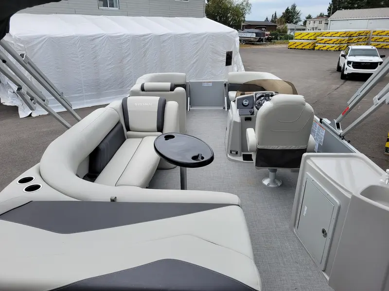 2023 Sylvan Mirage Cruise 8522