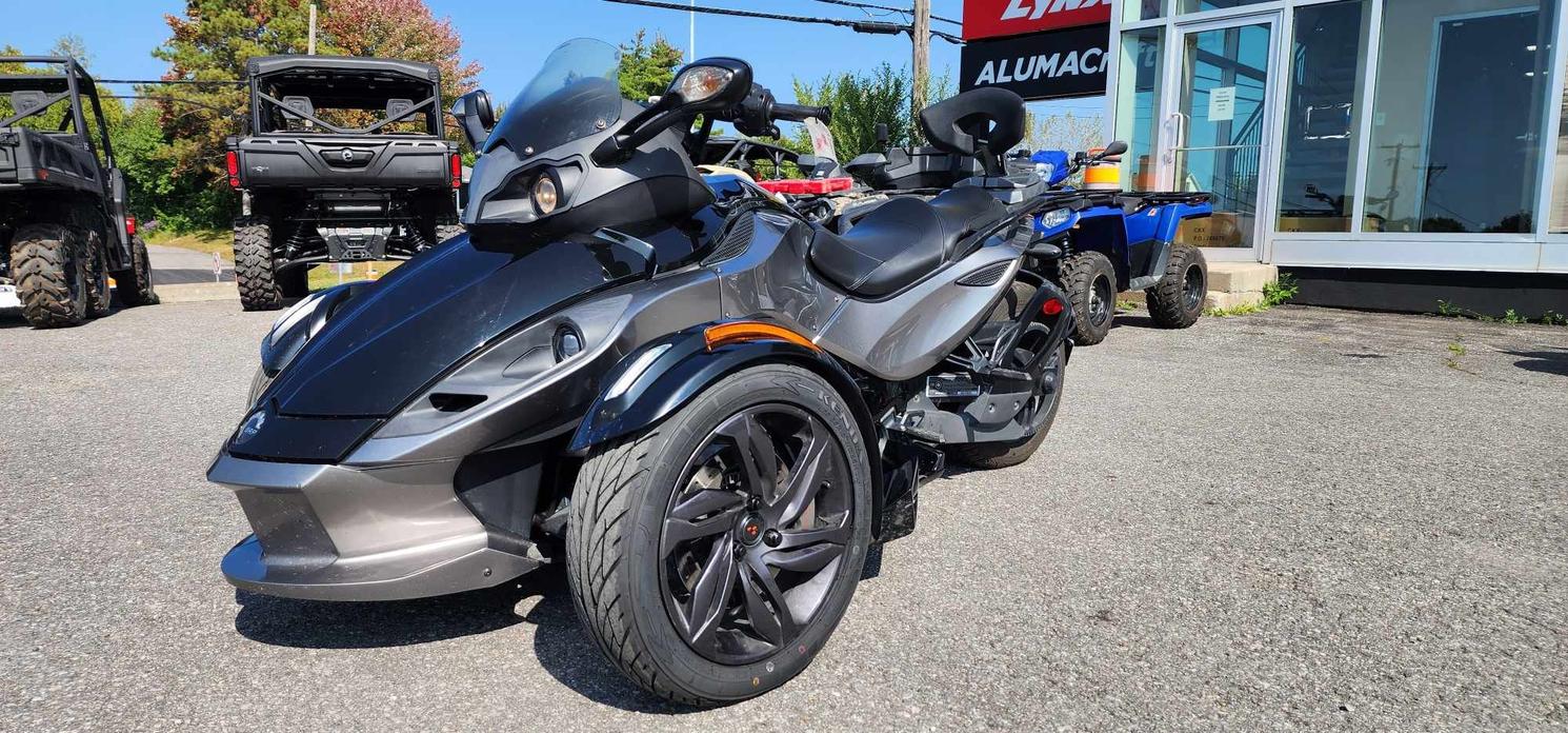 Can-Am Spyder RS-S  2013