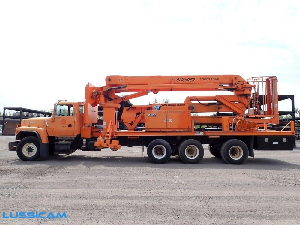 Ford L9000 1991