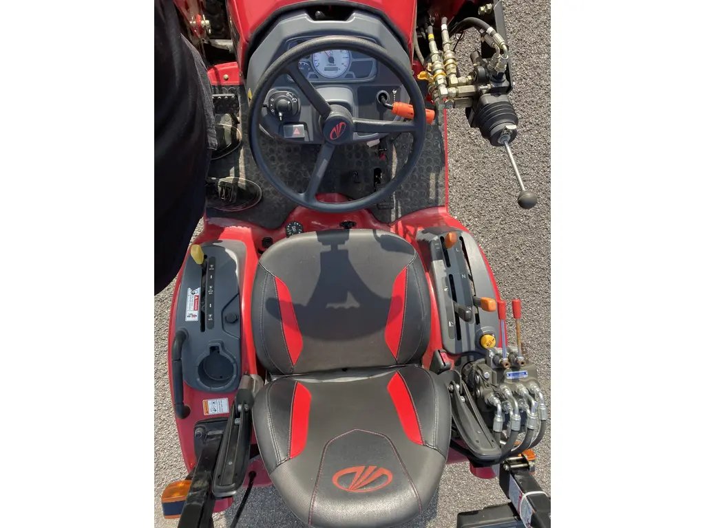 Mahindra Emax20S 2018