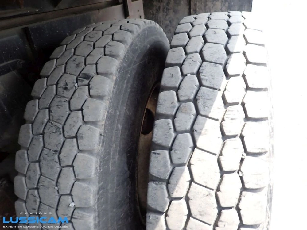 Ford L9000 1991