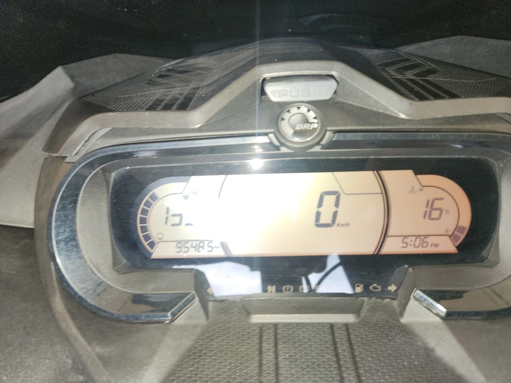 2020 Ski-doo Renegade X 850 9548 Km Warranty