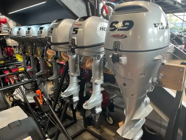 2026 Honda 9.9 HP (9.9DK3SHSC) - Démarreur électrique