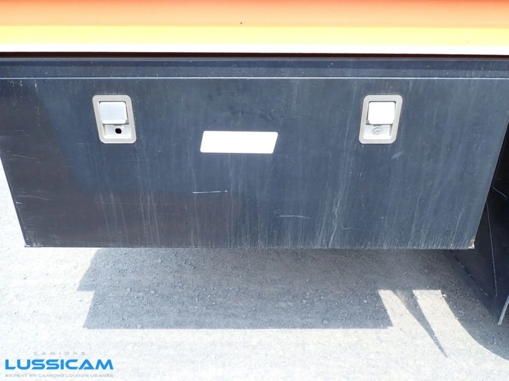 Ford L9000 1991